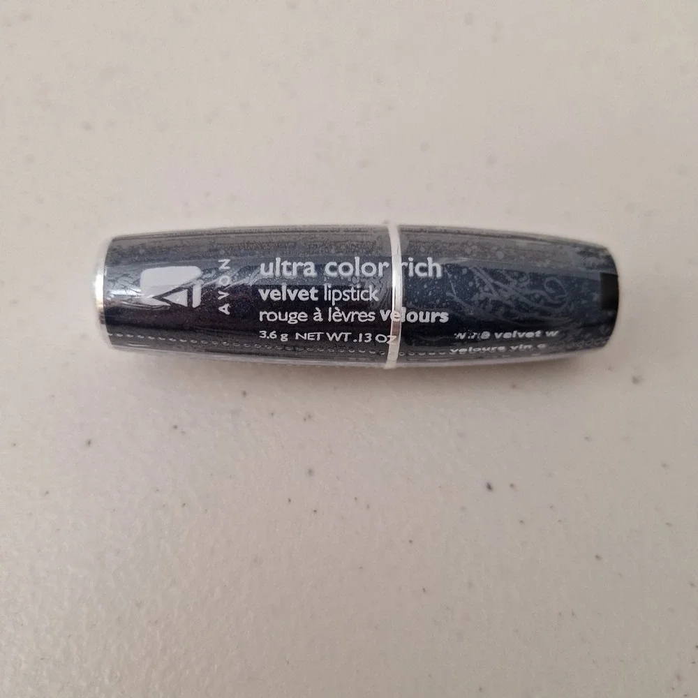 NEW Sealed AVON ULTRA COLOR rich velvet LIPSTICK lip color - WINE VELVET‎